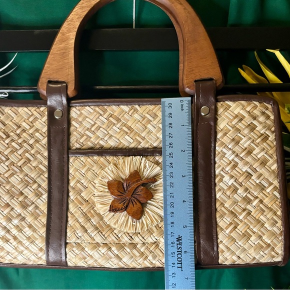 Lauhala hand bag - Picture 4 of 6